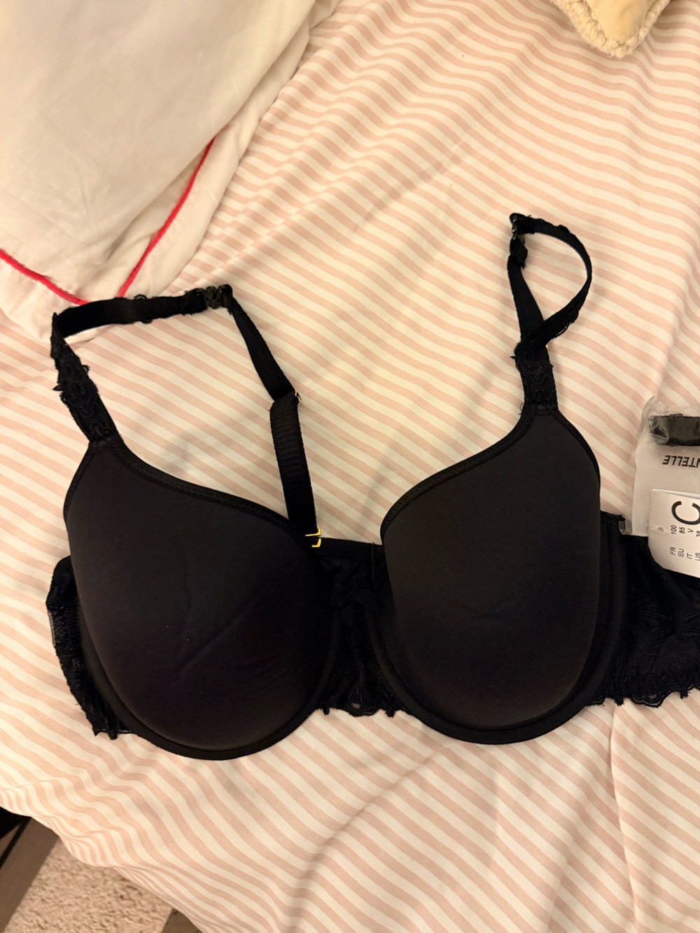 Chantelle Black Lace T-Shirt Bra 38c